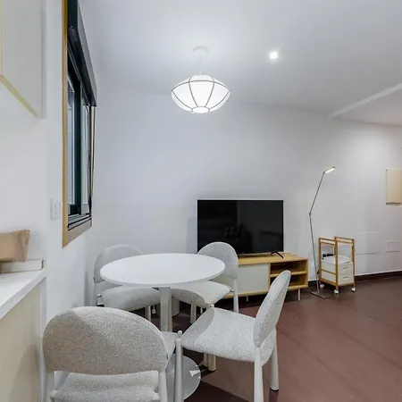 Apartamento Ybh Velazquez M 47, 2c Vigo